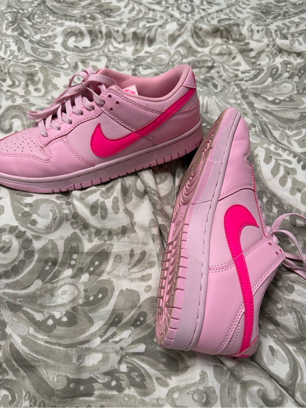 Nike Women's Light Pink Low-Top Sneakers with Hot Pink Swoosh